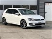 Volkswagen Golf - 1.2 TSI Trendline / AIRCO/CRUISE /70, 000km/NIEUW STAAT/EERSTE EIGENAAR/DEALER - 1 - Thumbnail