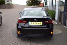 Lexus IS - 300h