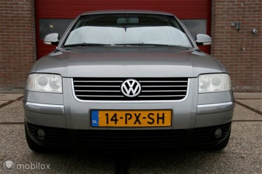 Volkswagen Passat - 1.9 TDI Comfortline, 252.446 km, 2005 - 1