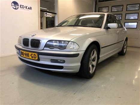 BMW 3-serie - 320I EXECUTIVE AUT ZEER MOOI NAP Youngtimer - 1