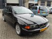 BMW 5-serie Touring - 540i Executive YOUNGTIMER 5-serie Touring 540i Executive - 1 - Thumbnail