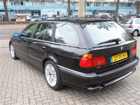 BMW 5-serie Touring - 540i Executive YOUNGTIMER 5-serie Touring 540i Executive - 1