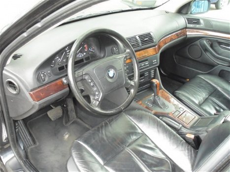 BMW 5-serie Touring - 540i Executive YOUNGTIMER 5-serie Touring 540i Executive - 1