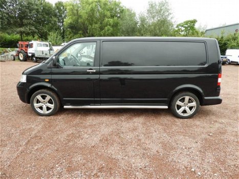 Volkswagen Transporter - 2.5 TDI 130PK L2H1 Airco Automaat 60 Edition - 1