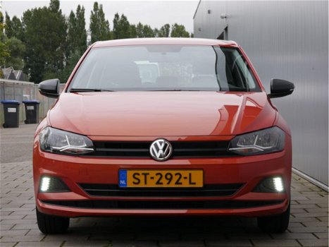 Volkswagen Polo - 1.0 66pk MPI Trendline 5-deurs VAN: € 13.295, - VOOR: € 12.695, - 1