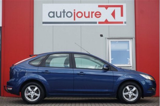 Ford Focus - 1.6 Trend AUTOMAAT - 1