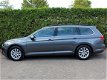 Volkswagen Passat Variant - 1.6 TDI 120 PK DSG7 Comfortline FM-Navi Pdc Clima - 1 - Thumbnail