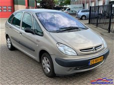 Citroën Xsara Picasso - 1.8i 16V Exclusive