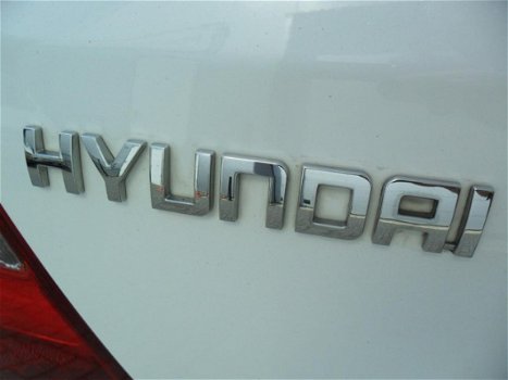 Hyundai i20 - 1.2i ActiveVersion , SPORTIEF MODEL, APK TOT 17 JULI 2020 - 1