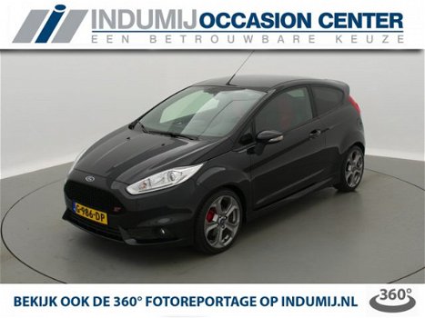 Ford Fiesta - 1.6 ST 180pk // Recaro sportstoelen / Navigatie / Bluetooth - 1