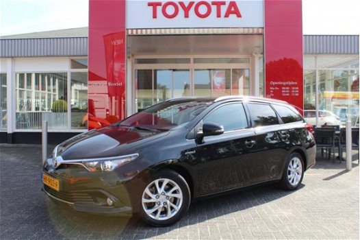 Toyota Auris Touring Sports - 1.8 Hybrid Lease PANORAMADAK/ NAVI/ ECC/ CRUISE/ CAMERA - 1