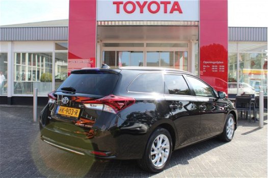 Toyota Auris Touring Sports - 1.8 Hybrid Lease PANORAMADAK/ NAVI/ ECC/ CRUISE/ CAMERA - 1