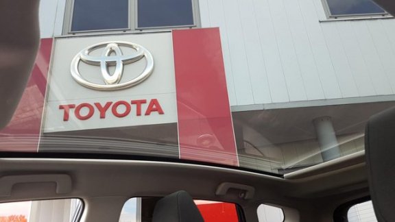 Toyota Auris - 1.8 Hybrid Trend Navi l Panoramadak - 1