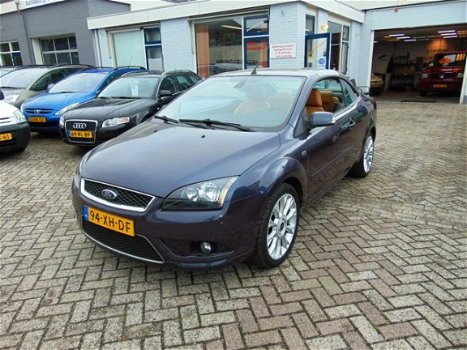 Ford Focus Coupé-Cabriolet - 2.0-16V Titanium - 1