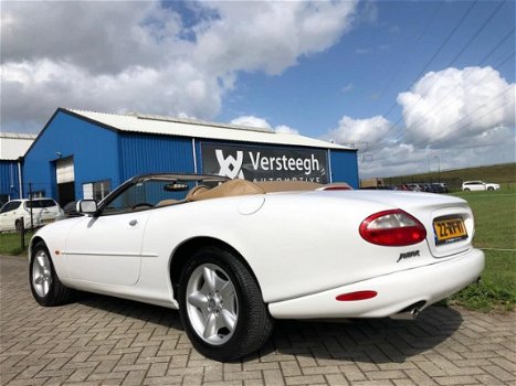 Jaguar XK8 - 4.0 V8 Convertible , Clima, Leder, Topconditie - 1