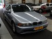 BMW 5-serie Touring - 520i Edition Automaat Youngtimer Prijs is incl BTW Airco Climate control Trekh - 1 - Thumbnail