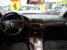 BMW 5-serie Touring - 520i Edition Automaat Youngtimer Prijs is incl BTW Airco Climate control Trekh