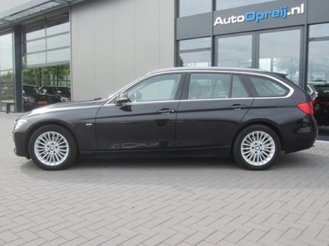 BMW 3-serie Touring - 316i 210pk High Executive Luxury Line Leder, NAVI, Xenon - 1