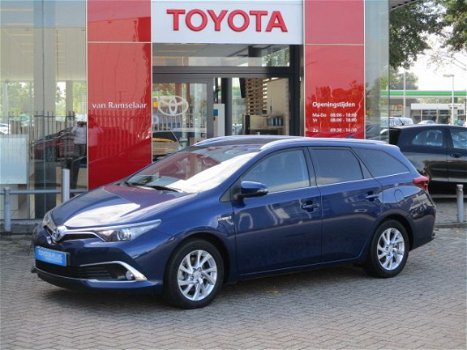 Toyota Auris Touring Sports - 1.8 Hybrid Executive / Trekhaak / 1e eigenaar - 1