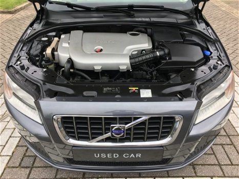 Volvo V70 - 2.4D Kinetic Line RTI Leer Aut - 1