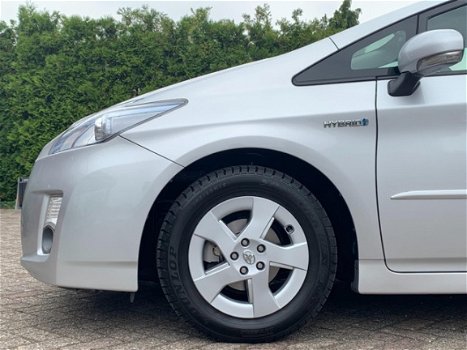 Toyota Prius - 1.8 Comfort ✅ Hybrid Automaat / Climate Control / Keyless Entry - 1