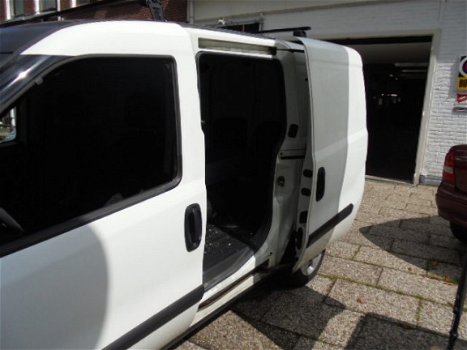 Opel Combo - 1.3 D// 66 kw//99 PK// Geen btw auto - 1