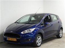 Ford Fiesta - 1.0 80PK 5D Style Ultimate Parkeersensoren & Airconditioning