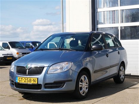 Skoda Fabia Combi - 1.6-16V Dsg Automaat, 5 Deurs, Elekt Pakket - 1