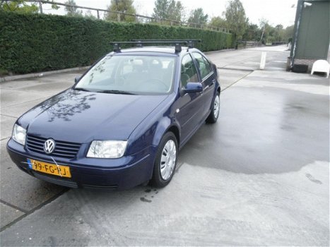 Volkswagen Bora - 1.6 Trendline Climate control, Goede distributieriem - 1