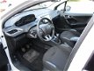 Peugeot 208 - 1.2 Vti Allure Allure - 1 - Thumbnail