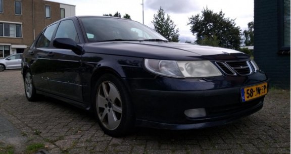 Saab 9-5 - 2.3t Arc | LICHTE ZIJ-SCHADE | JONG TIMER | - 1