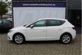 Seat Leon - 1.2 TSI Style Business Climate, cruise, Works with AppleCarPlay, parkeersensoren achter - 1 - Thumbnail