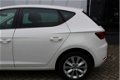 Seat Leon - 1.2 TSI Style Business Climate, cruise, Works with AppleCarPlay, parkeersensoren achter - 1 - Thumbnail