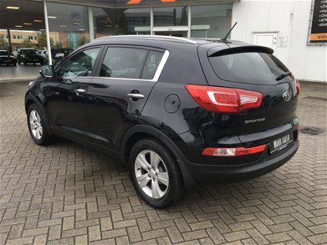 Kia Sportage - 1.6 GDI ISG X-ecutive Xenon Climate Pdc - 1