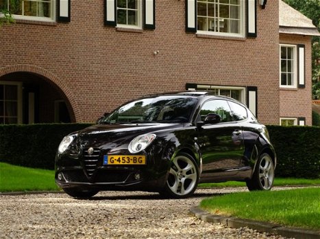 Alfa Romeo MiTo - 1.4 Turbo Sport 135PK 18inch/Schuifdak/Stoelverw - 1