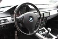 BMW 3-serie - 320i Executive - 1 - Thumbnail