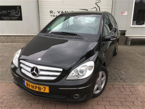 Mercedes-Benz B-klasse - 200 CDI Executive Class Automaat - 1