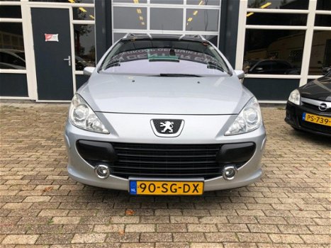 Peugeot 307 SW - 2.0-16V Pack PANO/PDC/CLIMATE/TREKHAAK/OPTIE VOOR 7 PERSONEN - 1