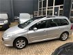 Peugeot 307 SW - 2.0-16V Pack PANO/PDC/CLIMATE/TREKHAAK/OPTIE VOOR 7 PERSONEN - 1 - Thumbnail