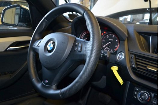 BMW X1 - 2.0d xDrive High Executive M Aut. Nav Pano 61dKM 2015 Schade Voertuig - 1