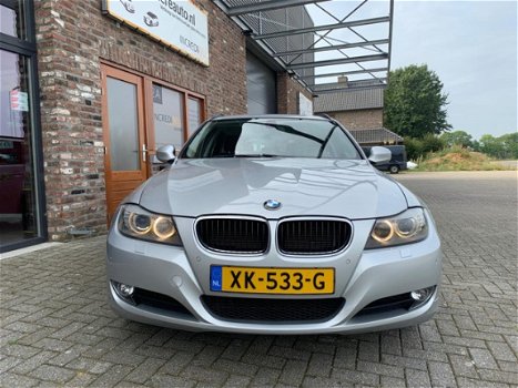 BMW 3-serie Touring - 318d Luxury Line - 1