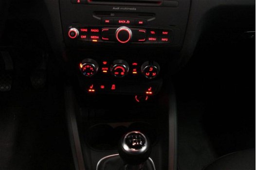 Audi A1 - 1.4 TFSI S-LINE XENON LED CRUISE PARK KEYLESS GO - 1