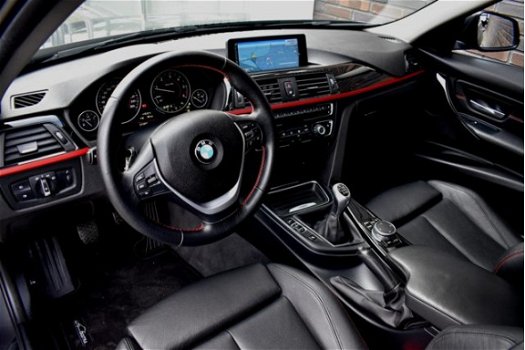BMW 3-serie Touring - 318d PANORAMADAK LEDER SPORTSTOELEN XENON NAVIGATIE - 1