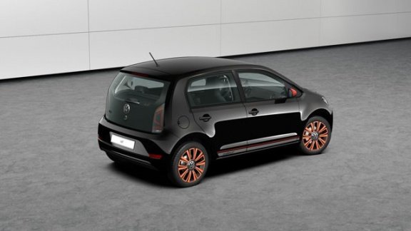 Volkswagen Up! - 1.0/60pk move up · Hot orange design · Regensensor · Airco - 1