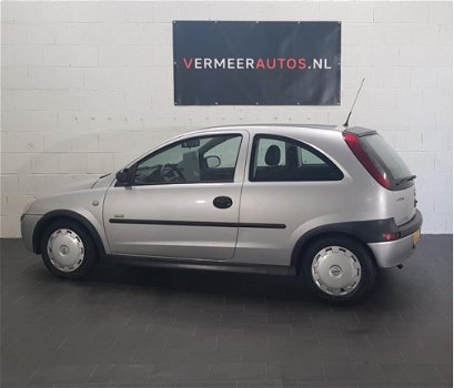 Opel Corsa - 1.0-12V Eco Easytronic Automaat en weinig km`s - 1