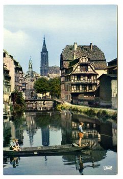 L012 Strasbourg La Petite France et la Cathedrale / Frankrijk - 1