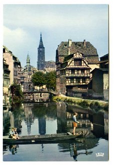 L012 Strasbourg La Petite France et la Cathedrale / Frankrijk