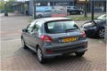 Peugeot 206 - 1.1 XR 5 deurs Radio CD Centr. Port. Vergr - 1 - Thumbnail