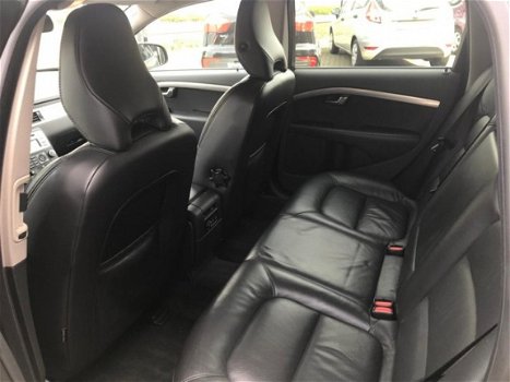 Volvo V70 - 2.5FT Summum 232 PK leder - 1