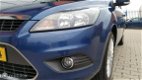 Ford Focus Wagon - 1.6 TDCI Ghia - 1 - Thumbnail